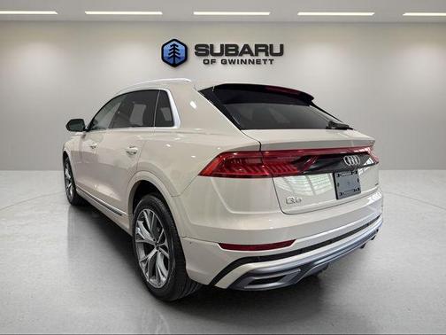 Vicuna Beige Metallic 2023 Audi Q8 55 Premium Plus