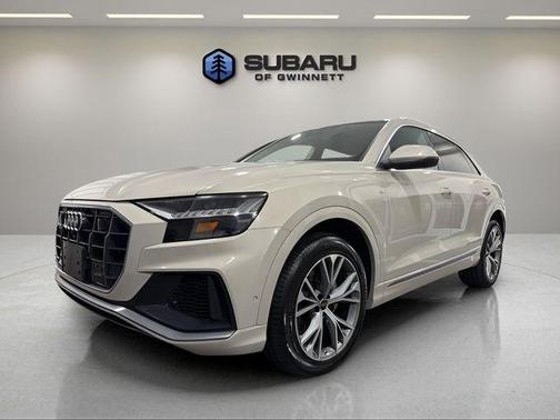 Vicuna Beige Metallic 2023 Audi Q8 55 Premium Plus