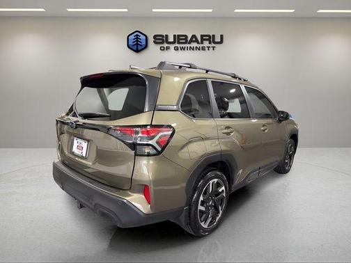 Autumn Green Metallic 2025 Subaru Forester Limited