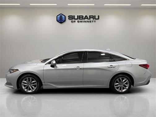 2019 Toyota Avalon XLE