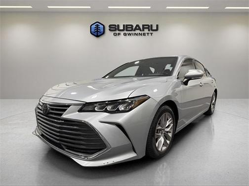 2019 Toyota Avalon XLE