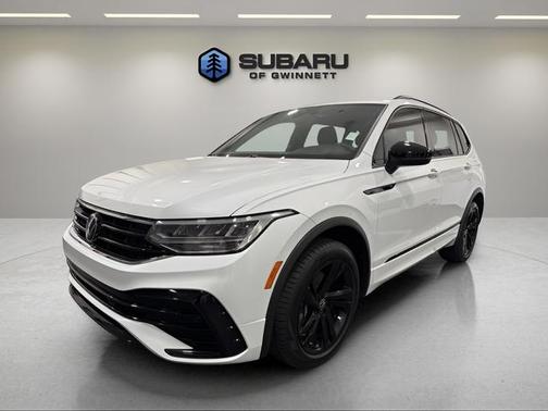 Opal White Pearl Effect 2024 Volkswagen Tiguan 2.0T SE R-Line Black