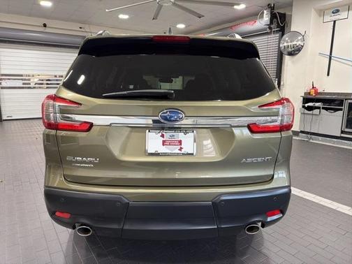 2024 Subaru Ascent Premium