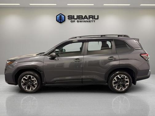 Magnetite Gray Metallic 2026 Subaru Forester Premium