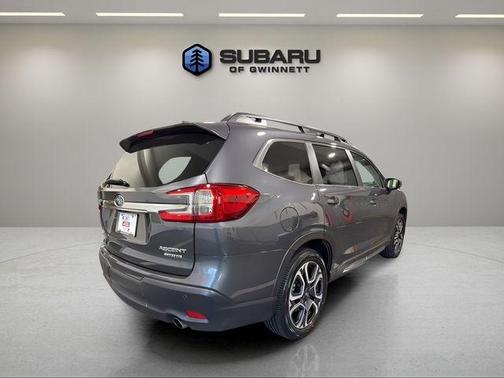 Magnetite Gray Metallic 2025 Subaru Ascent Limited