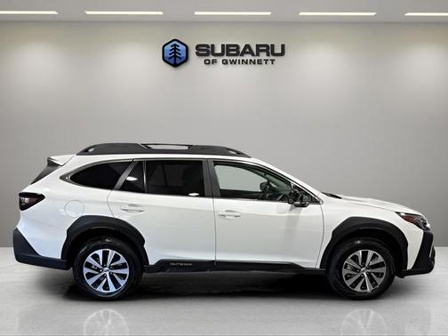 Crystal White Pearl 2025 Subaru Outback Premium