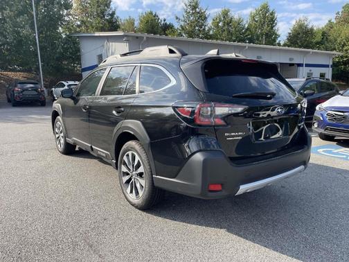 2025 Subaru Outback Limited XT