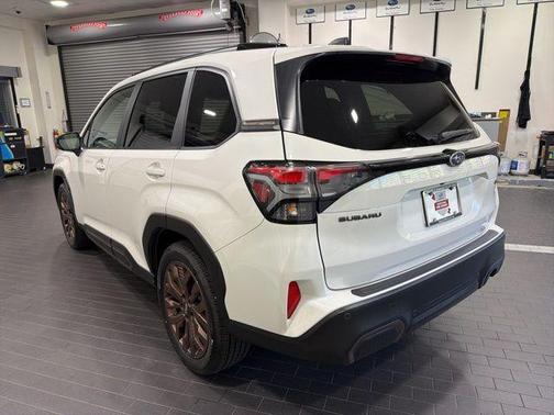 Crystal White Pearl 2025 Subaru Forester Sport