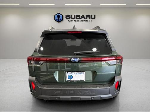 Deep Emerald Green 2026 Subaru Outback Premium