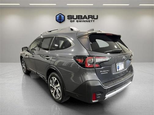 2022 Subaru Outback Touring XT