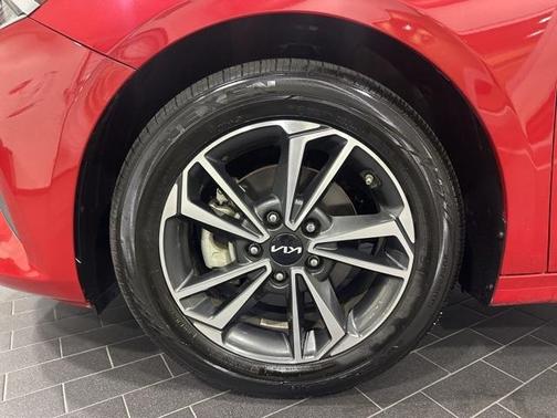 2023 Kia Forte LX