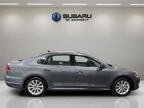 2013 Volkswagen Passat 2.5 SEL Premium