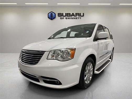 2014 Chrysler Town & Country Touring