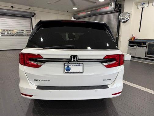Platinum White Pearl 2023 Honda Odyssey Touring