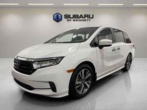 Platinum White Pearl 2023 Honda Odyssey Touring