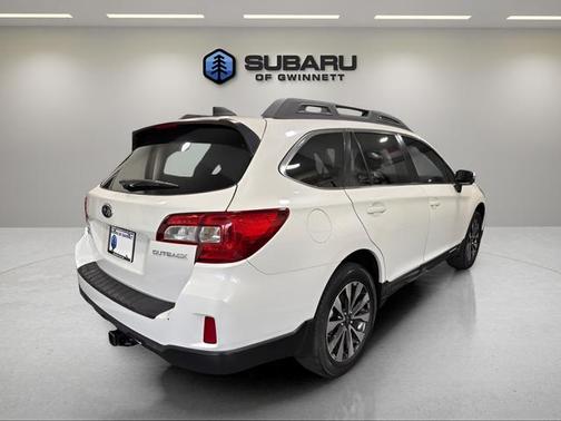 Crystal White Pearl 2016 Subaru Outback 2.5i Limited