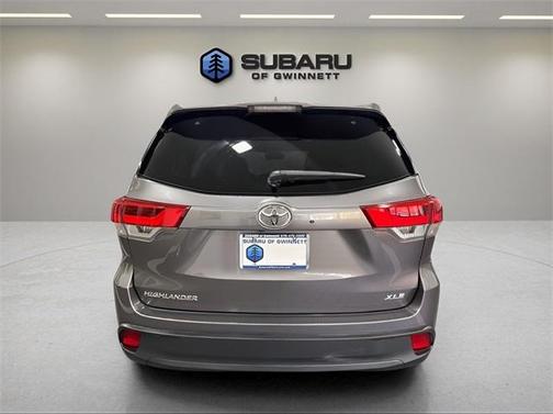 2018 Toyota Highlander 