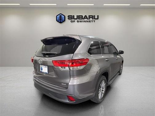 2018 Toyota Highlander 