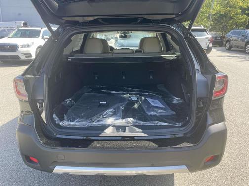 2025 Subaru Outback Limited XT
