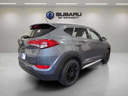 2017 Hyundai TUCSON SE