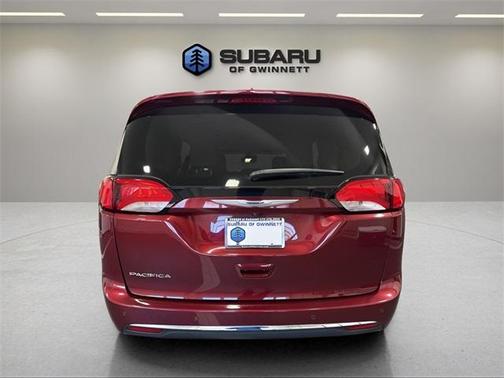 2020 Chrysler Pacifica Touring-L Plus