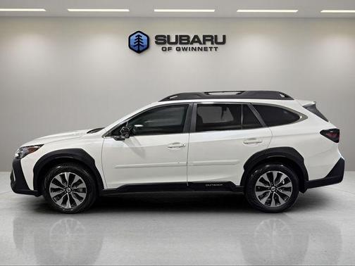 Crystal White Pearl 2024 Subaru Outback Limited
