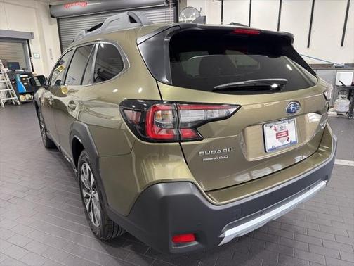 2025 Subaru Outback Limited XT