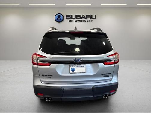 Ice Silver Metallic 2026 Subaru Ascent Onyx Edition Touring