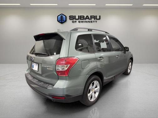 Jasmine Green Metallic 2016 Subaru Forester 2.5i Limited