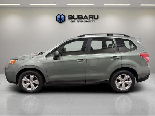 Jasmine Green Metallic 2016 Subaru Forester 2.5i Limited
