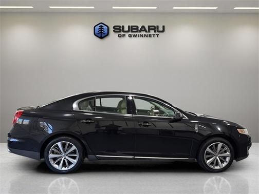 2011 Lincoln MKS Base