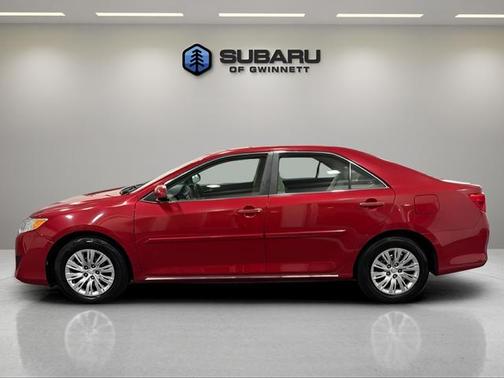 Barcelona Red Metallic 2014 Toyota Camry LE
