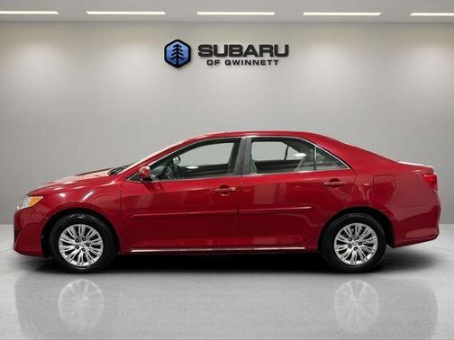 Barcelona Red Metallic 2014 Toyota Camry LE