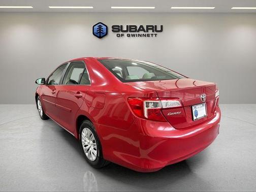 Barcelona Red Metallic 2014 Toyota Camry LE