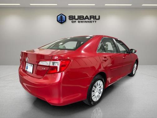 Barcelona Red Metallic 2014 Toyota Camry LE