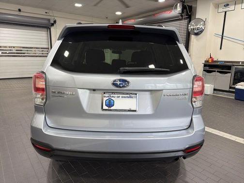 Ice Silver Metallic 2017 Subaru Forester 2.5i Premium