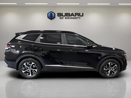 Ebony Black 2025 Kia Sportage EX