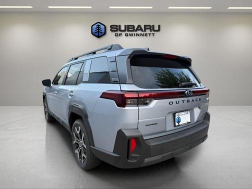 Ice Silver Metallic 2026 Subaru Outback Touring XT