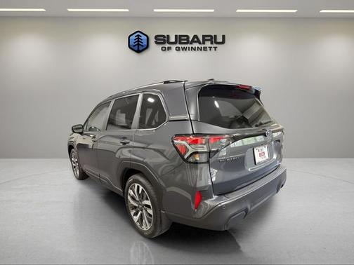 Magnetite Gray Metallic 2025 Subaru Forester Touring