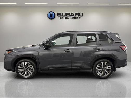 Magnetite Gray Metallic 2025 Subaru Forester Touring