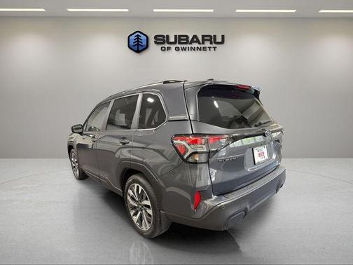 Magnetite Gray Metallic 2025 Subaru Forester Touring
