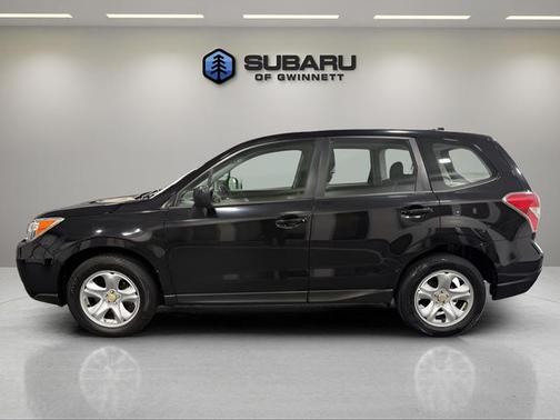 Crystal Black Silica 2016 Subaru Forester 2.5i