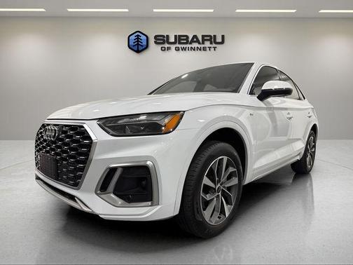 Glacier White Metallic 2023 Audi Q5 45 S line quattro Premium