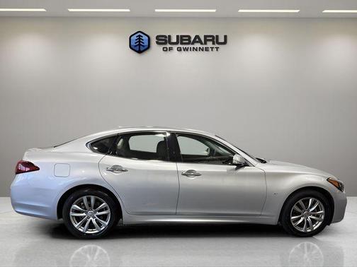 2015 INFINITI Q70 3.7
