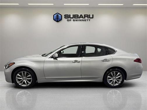 2015 INFINITI Q70 3.7
