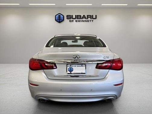 2015 INFINITI Q70 3.7