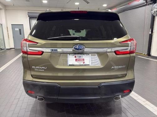 2024 Subaru Ascent Premium