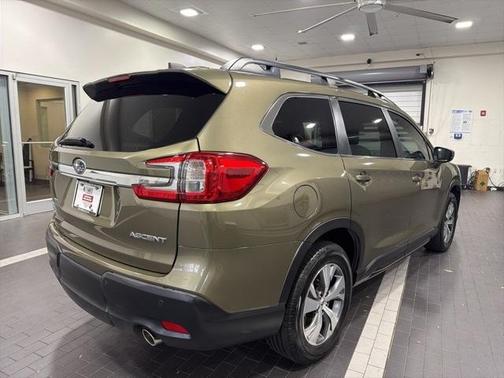 2024 Subaru Ascent Premium