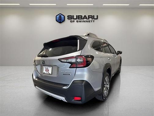 2024 Subaru Outback Touring