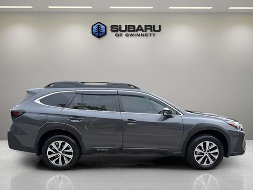 Magnetite Gray Metallic 2025 Subaru Outback Premium